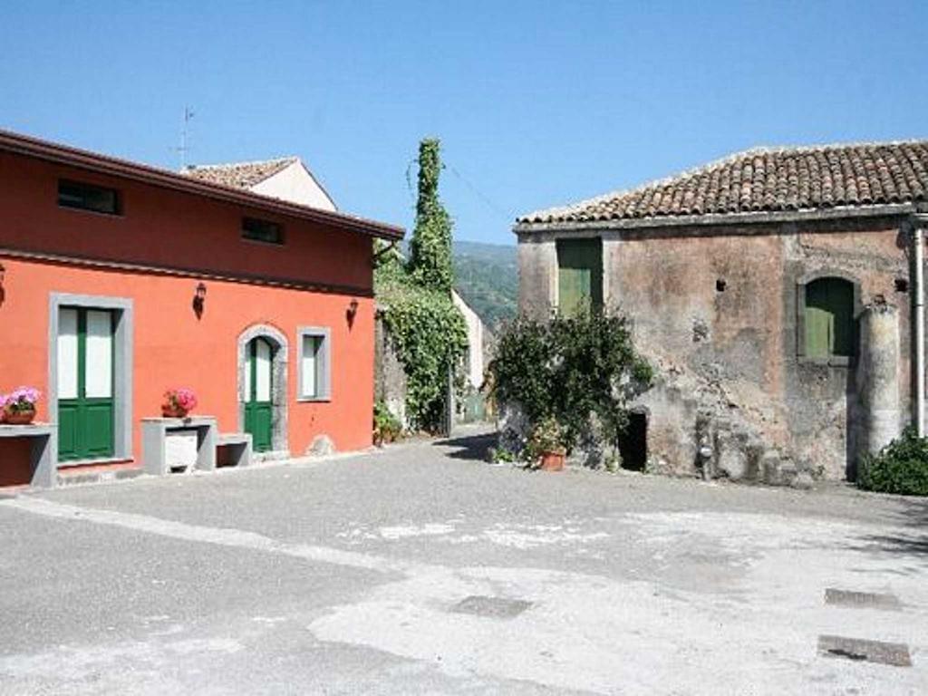 Baglio Delle Rose Bed & Breakfast Giarre Exterior photo